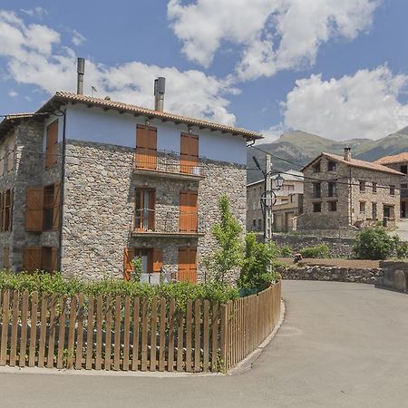 Apartamento Rustico En El Valle De Benasque Apartment Bisaurri Exterior photo