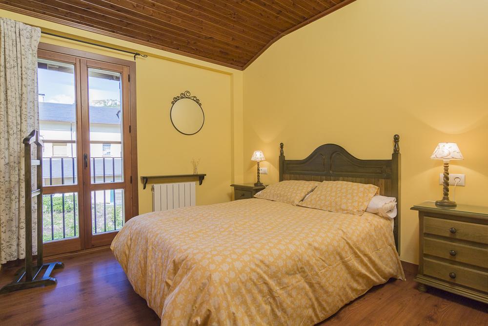 Apartamento Rustico En El Valle De Benasque Apartment Bisaurri Exterior photo